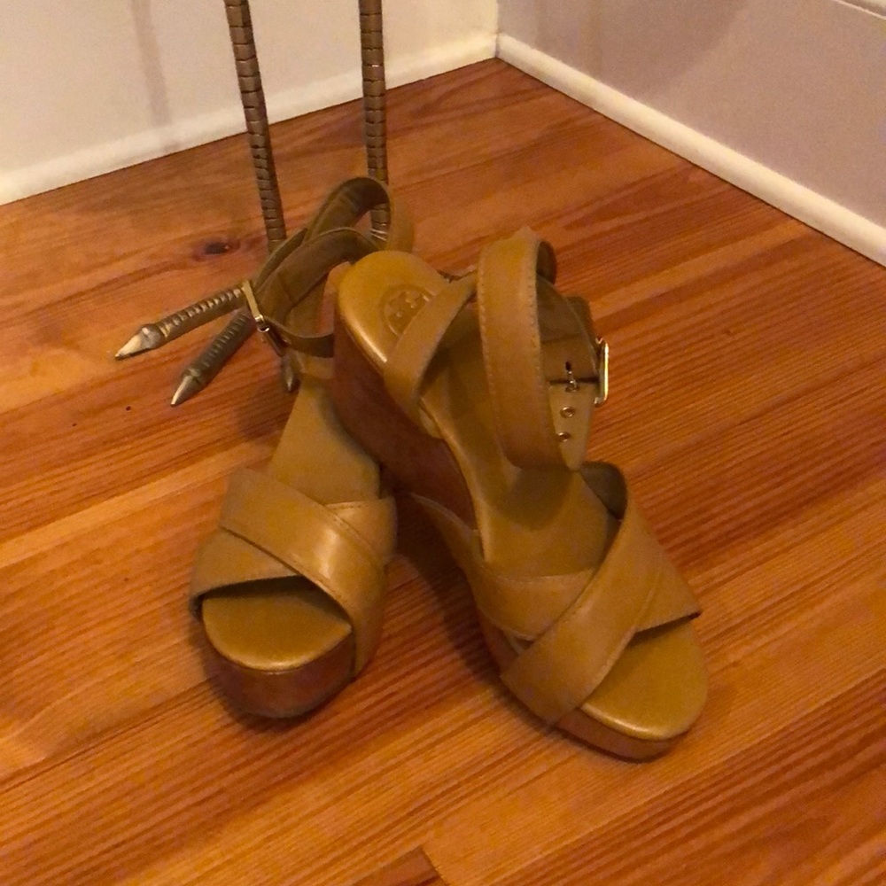 Tory Burch platforms